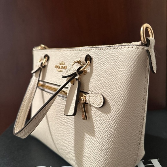 Small coach bag - Picture 3 of 3